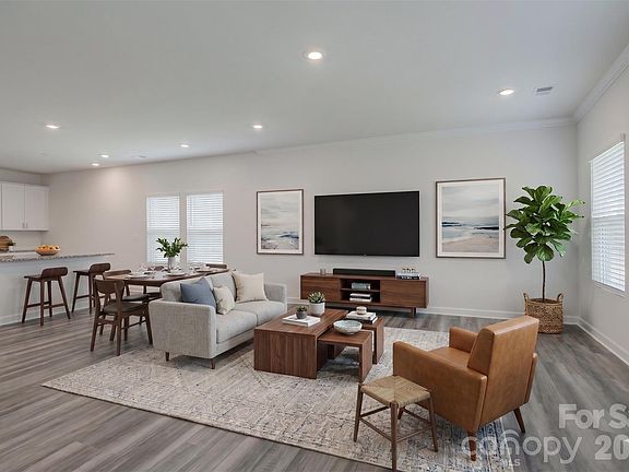 4th image of 4053 Armstrong Farm Dr