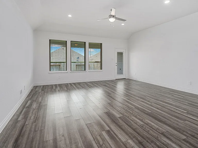 1539 Oakdale Crest Rd — Photo 17