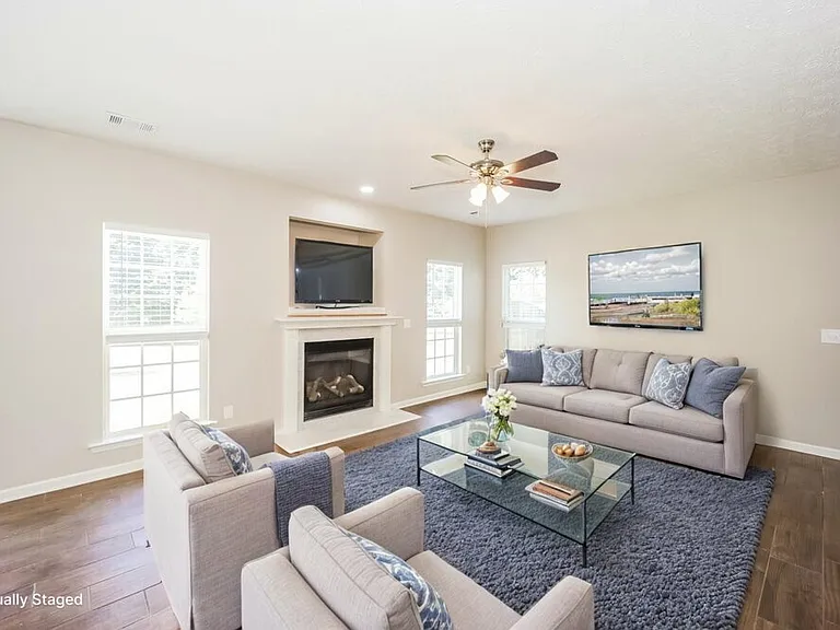 44 Palladio Way — Photo 4
