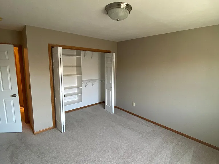 3511 McLaughlin Dr — Photo 17