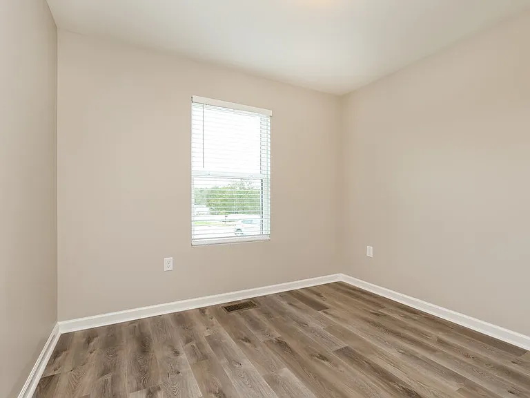 1024 Secretariat Dr — Photo 15