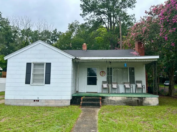 305 Crosland St, Bennettsville, SC 29512