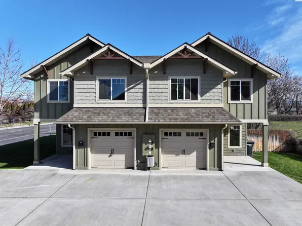 226 E Whitman Dr, College Place, WA 99324