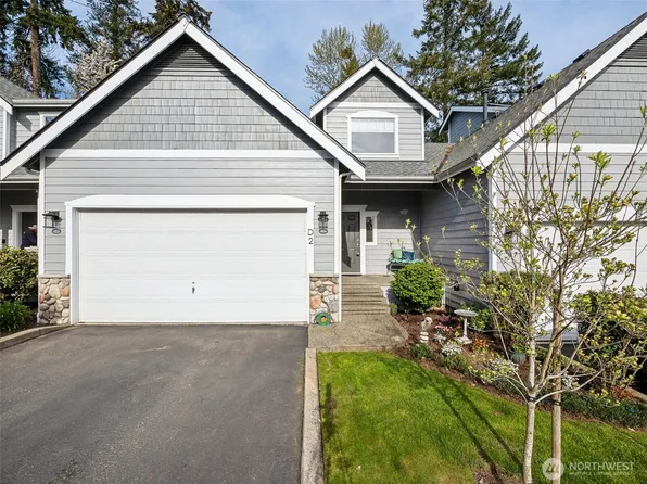16526 SE 256th Street #D2, Covington, WA 98042