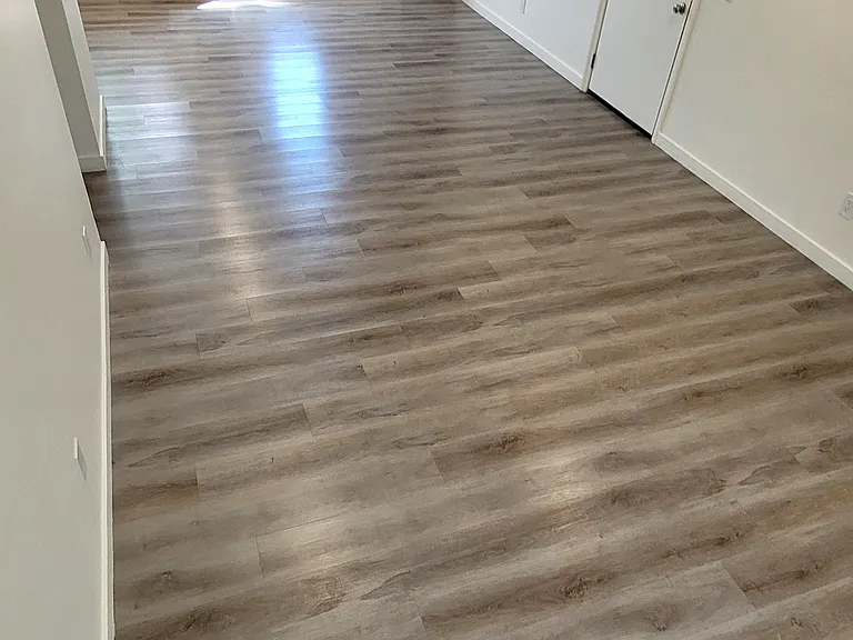 607 Emerald Ave #7 — Photo 1