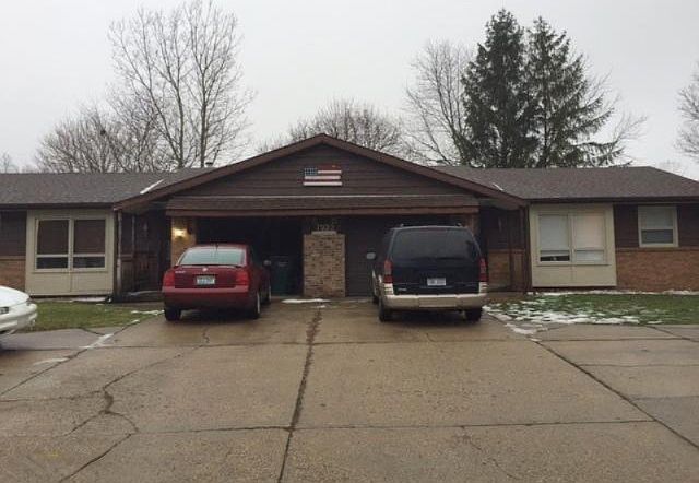 1st image of 7923 Cottonwood Dr #C & D