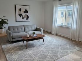 208 - 214 Parkview Blvd