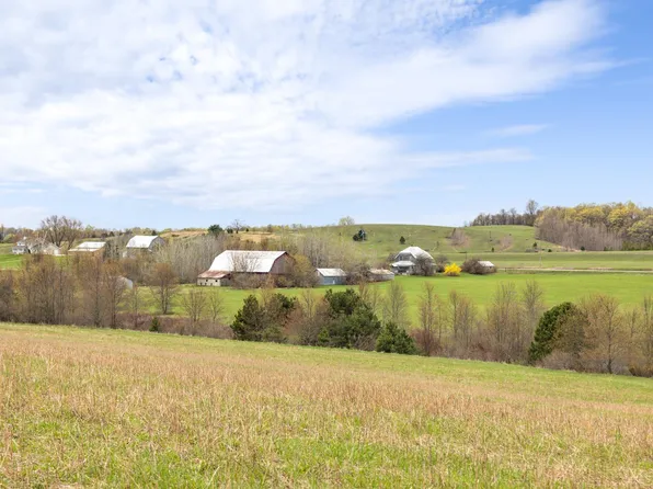 4331 S French Rd, Cedar, MI 49621