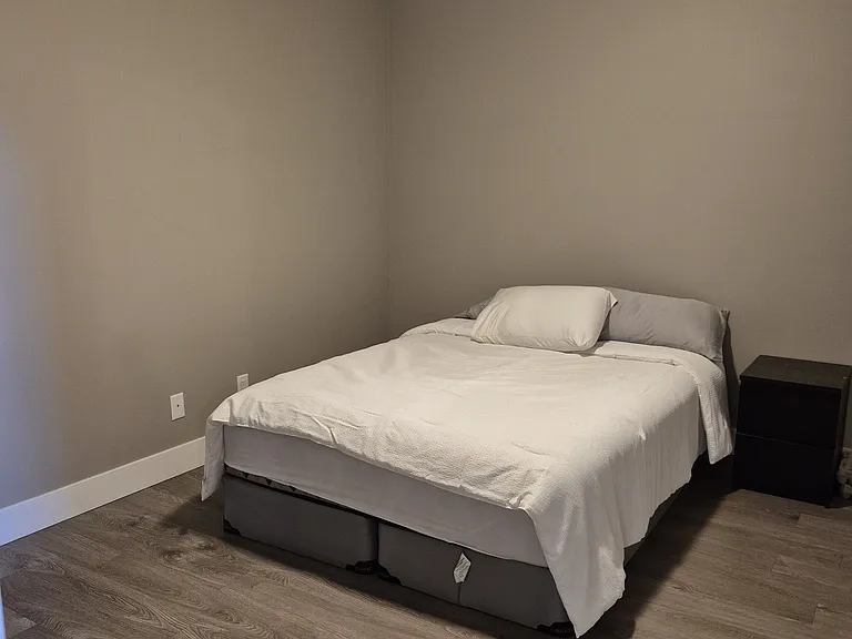 925 Leon Ave #427 — Photo 8