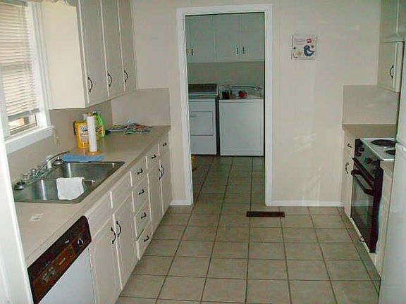 5th image of 8807 Midway Dr