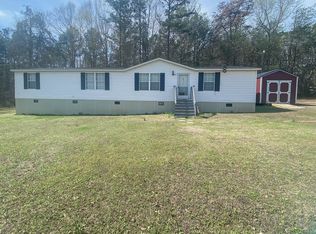 932 Beacon Light Rd, Spartanburg, SC 29307