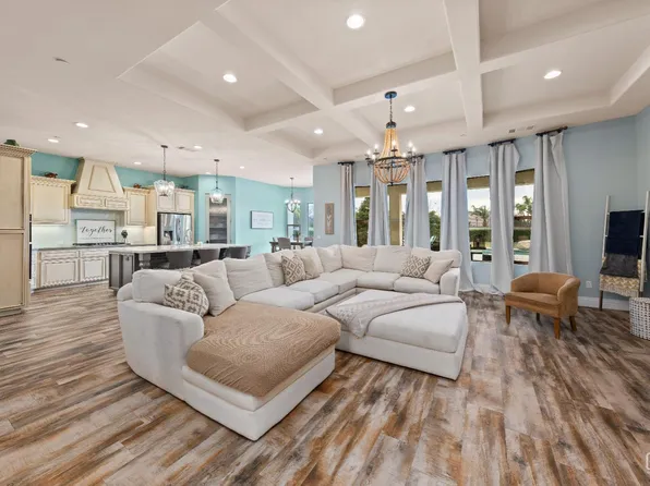 15521 Georges Letour Ave, Bakersfield, CA 93314