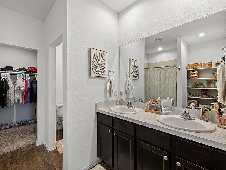 5326 Shady Olive St — Photo 23
