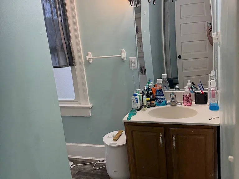 2000 Tytus Ave — Photo 2