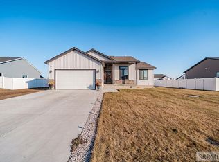 4156 N Ventura Ave, Idaho Falls, ID 83401