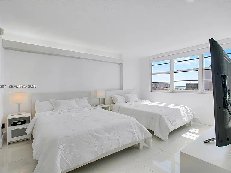6917 Collins Ave #820 — Photo 14