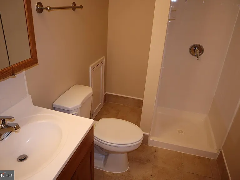 18315 Allspice Dr — Photo 9
