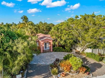 235 Grant Dr, Sarasota, FL, 34236