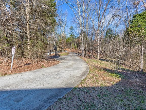 121 Hunter Drive -2