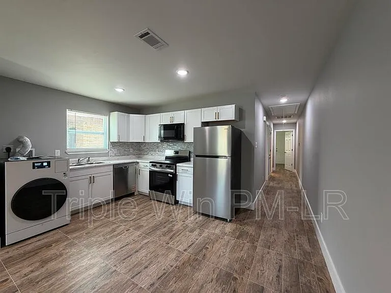 1215 Dennison St #A — Photo 7