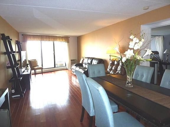 3rd image of 1155 Warburton Ave APT 11W