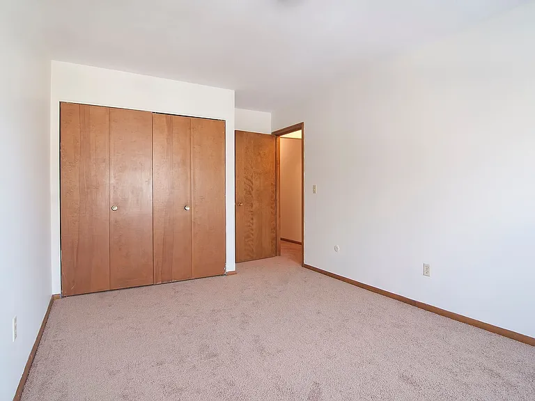 515 Cleveland Ave S — Photo 4