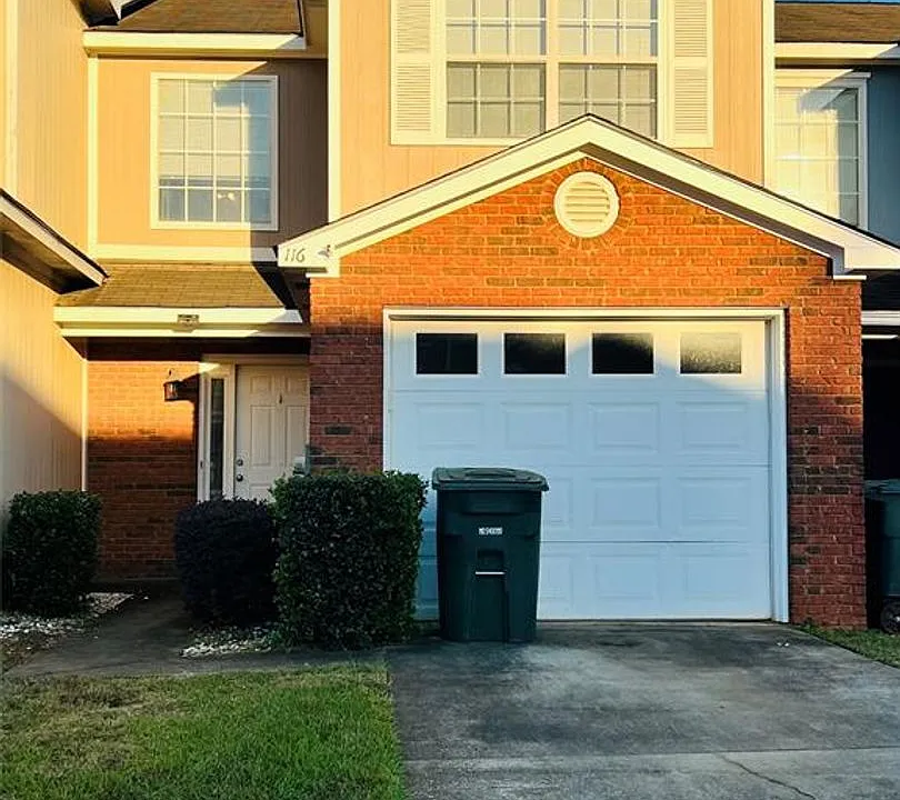116 N Springview Dr