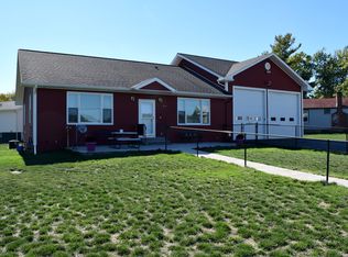 330 Riverbend Rd, Troy, NY 12182