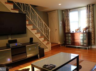 1830 Farrington Rd, Philadelphia, PA 19151