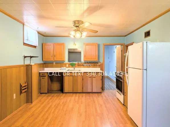 139 Canal St W, Navarre, OH 44662