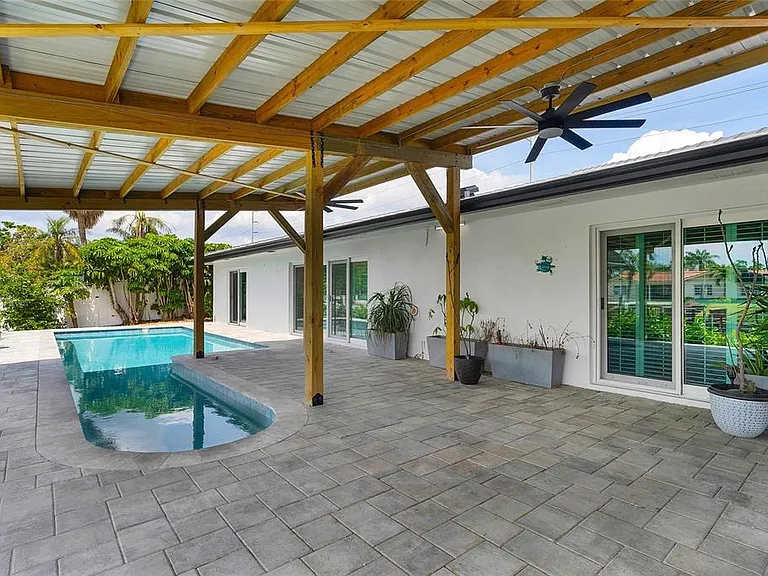 3944 Doral Dr — Photo 26