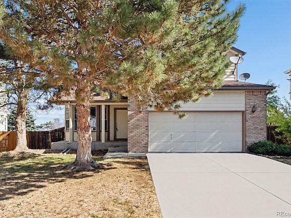 2nd image of 1577 S Pitkin Circle