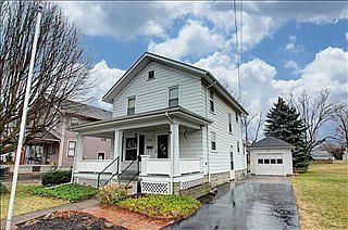 1st image of 723 N Walnut St
