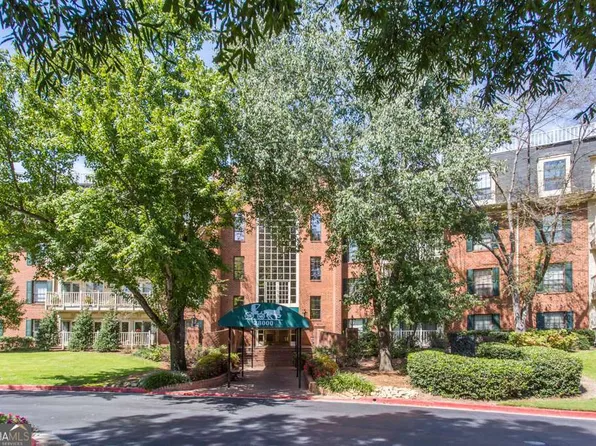 28316 Plantation Dr NE, Atlanta, GA 30324