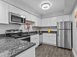 31200 Morlock St #3-23W, Livonia, MI 48152