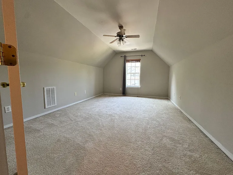 5337 Thunderidge Dr — Photo 32