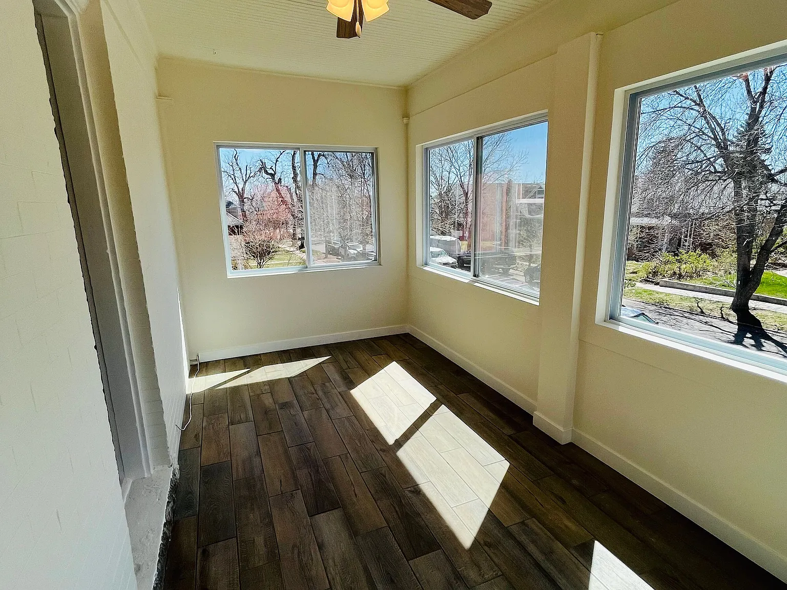 2 bed, 800 sqft, $2,300 — Photo 4
