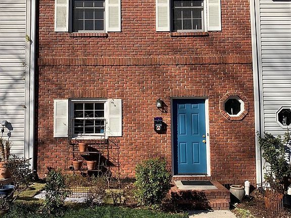 3rd image of 4008 Glenwood Ave