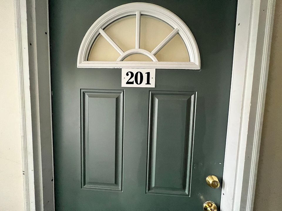 1st image of 704 N Water St APT 201