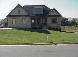 44 Stately Oaks Dr, Cartersville, GA 30120