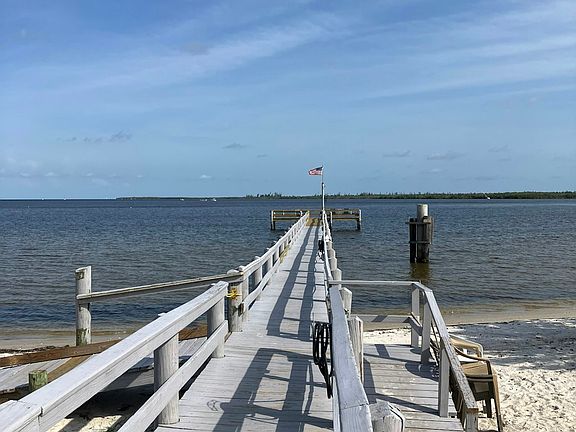 3rd image of 14459 River Beach Dr APT D-225