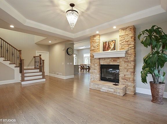 5th image of 413 Pheasant Hill Dr