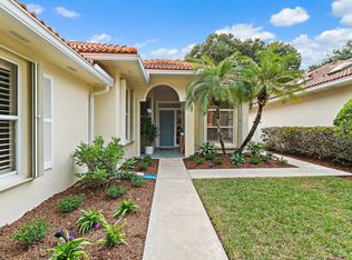 231 E Tall Oaks Cir, Palm Beach Gardens, FL 33410