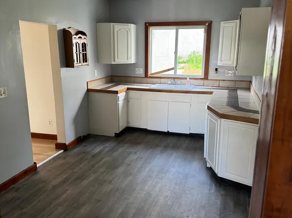 407 Morton St, East Liverpool, OH 43920