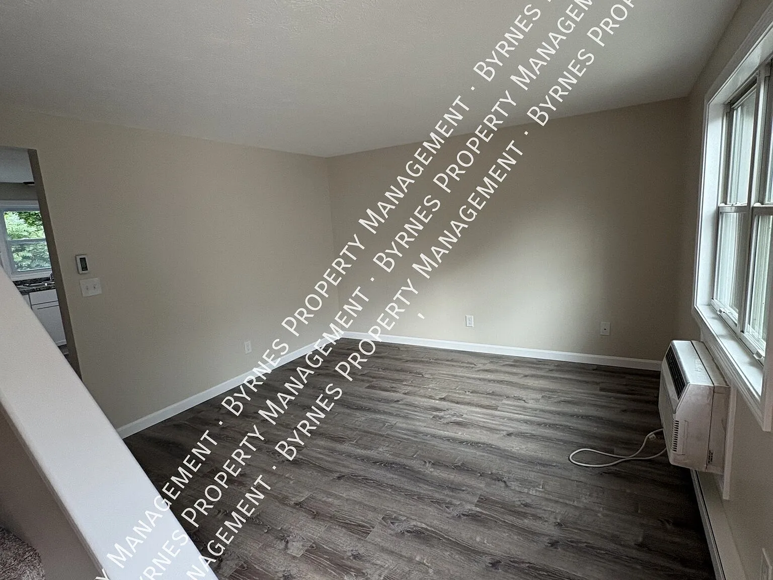 2 bed, 1.5 bath, $1,700 — Photo 2