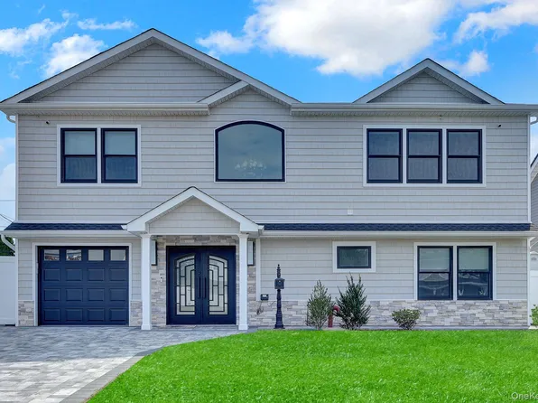129 Tardy Lane S, Wantagh, NY 11793