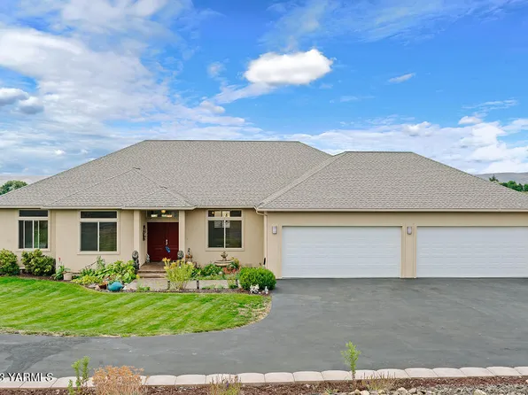 12220 Courtney Heights Ln, Yakima, WA 98908