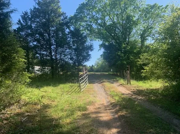56 Texas Grove Rd, Evensville, TN 37332