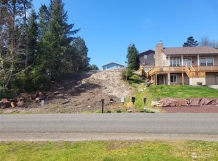 26805 Park Ave, Ocean Park, WA 98640
