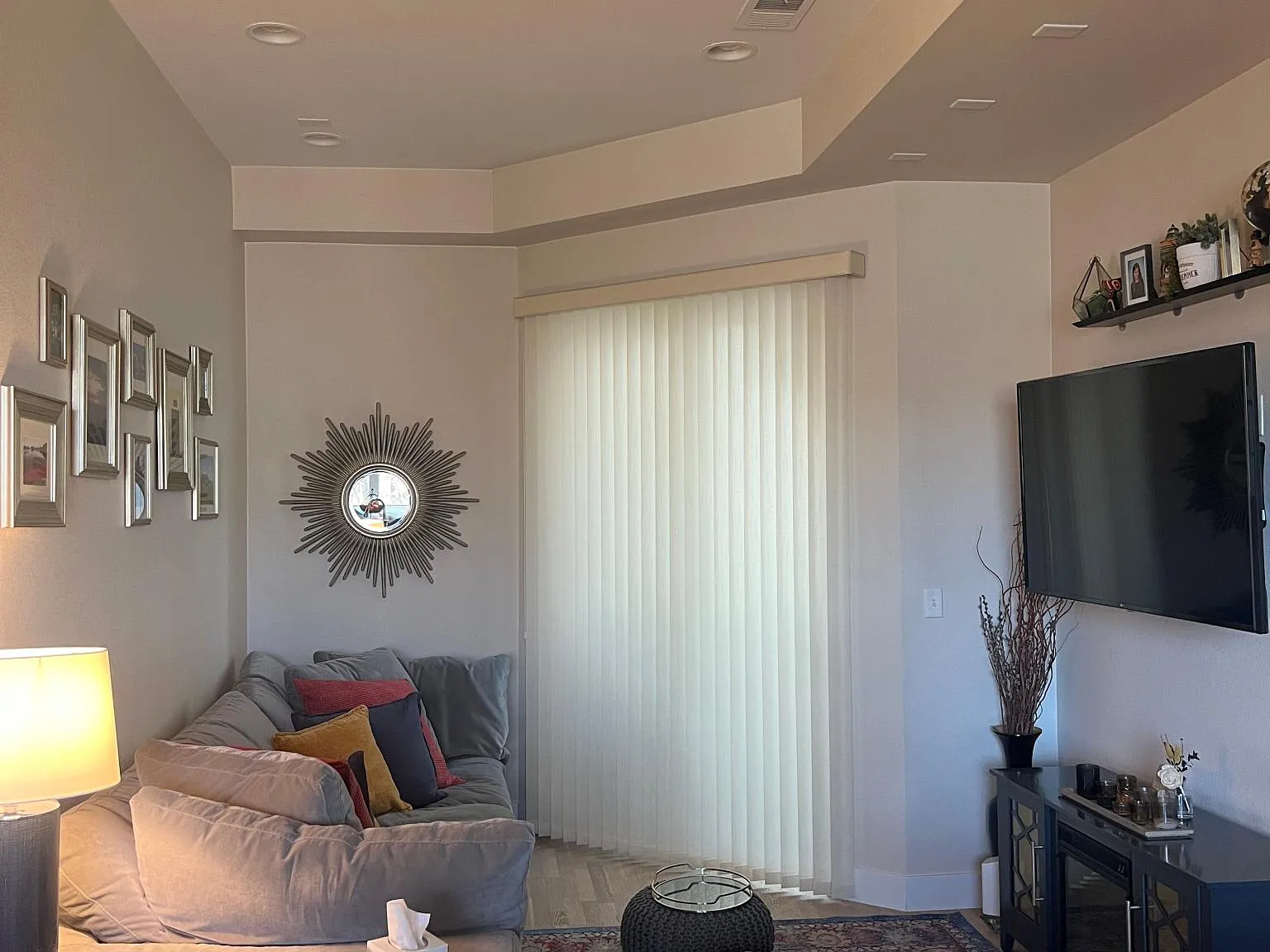 2 bed, 2.5 bath, 1281 sqft, $3,650 — Photo 2